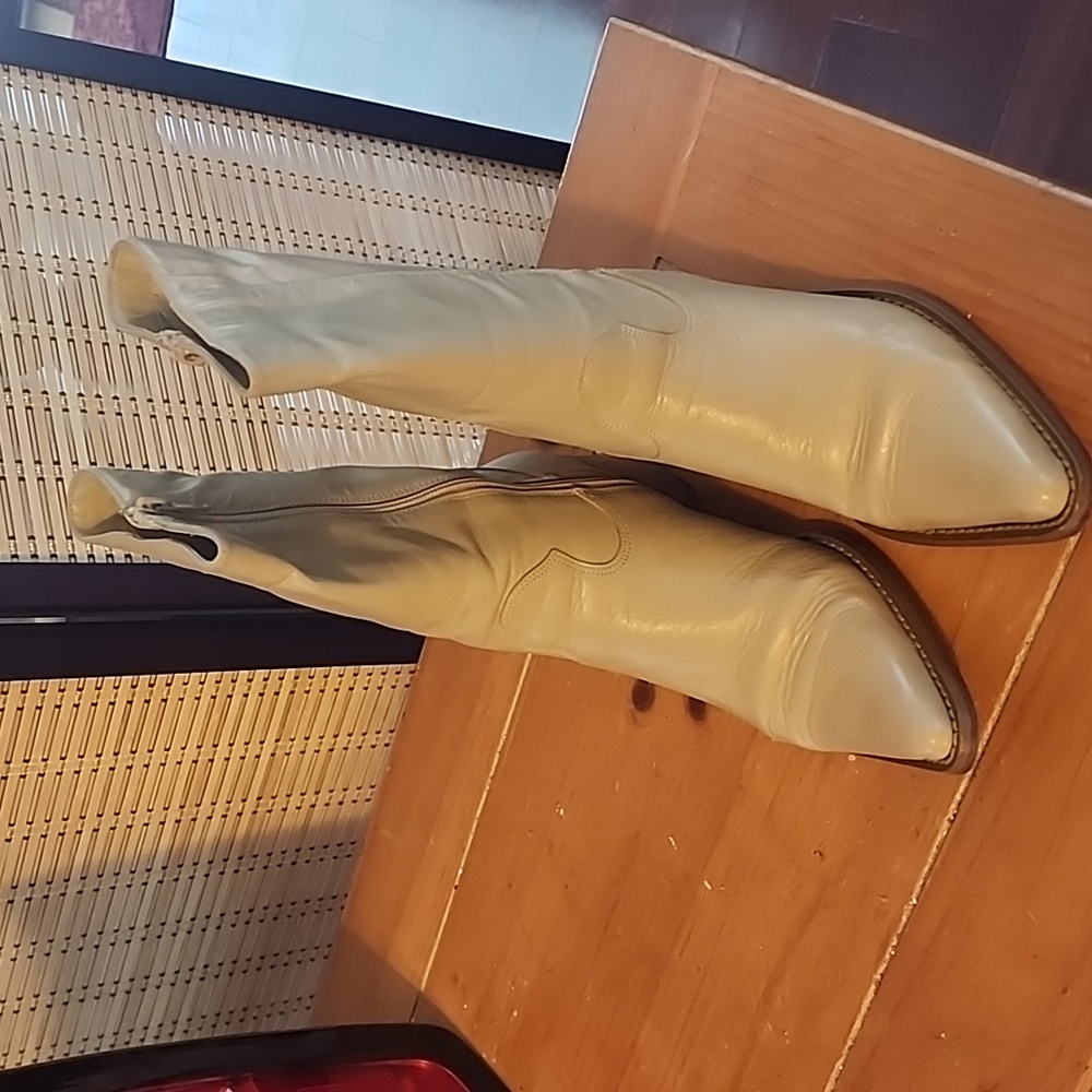 Leather boots